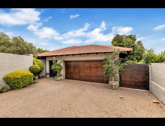 3 BEDROOM CLUSTER TO LET IN BROADACRES